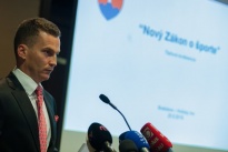 TLAČOVÁ KONFERENCIA K NÁVRHU ZÁKONA O ŠPORTE