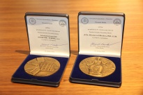 UDELENIE PAMÄTNEJ MEDAILY PRÁVNICKEJ FAKULTY UK